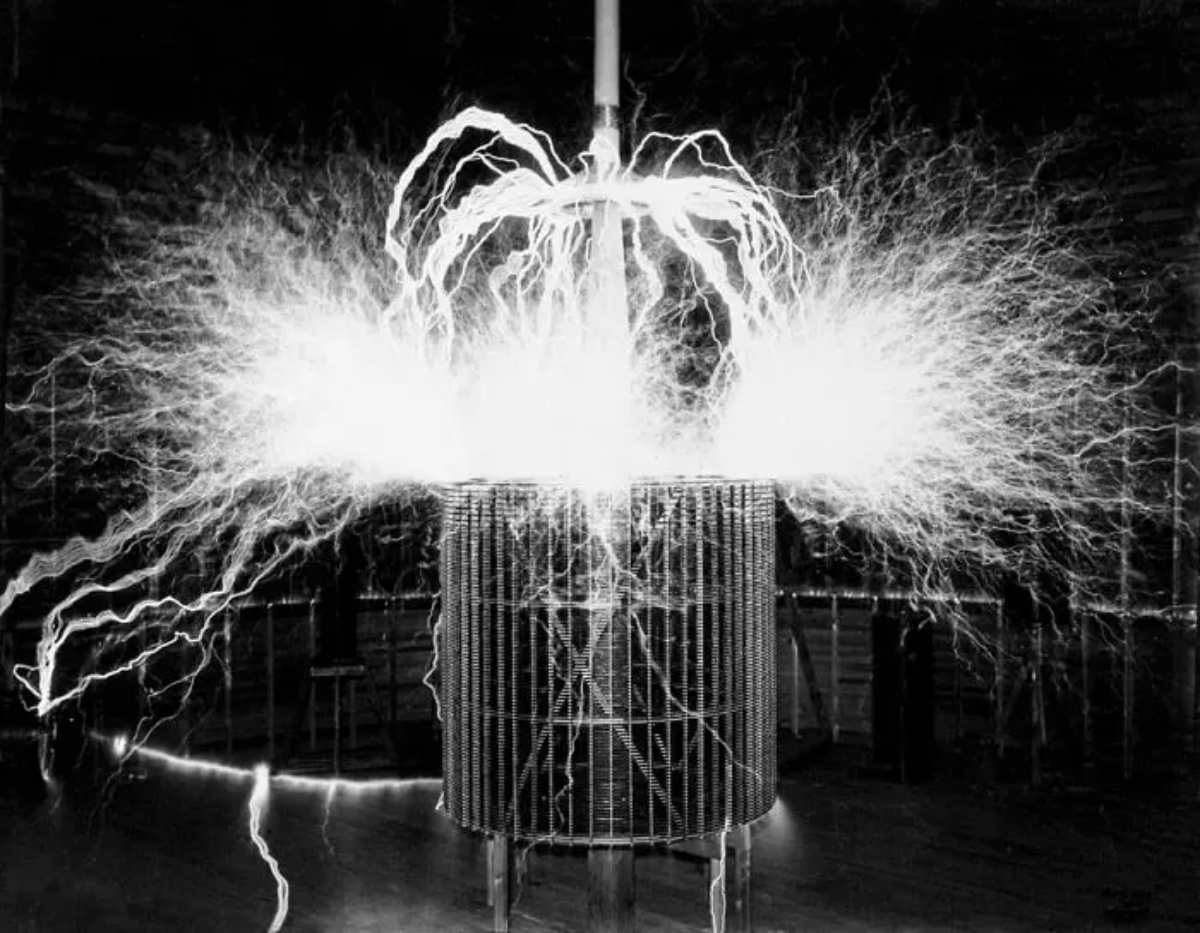 The discovery of electricity and its historical development