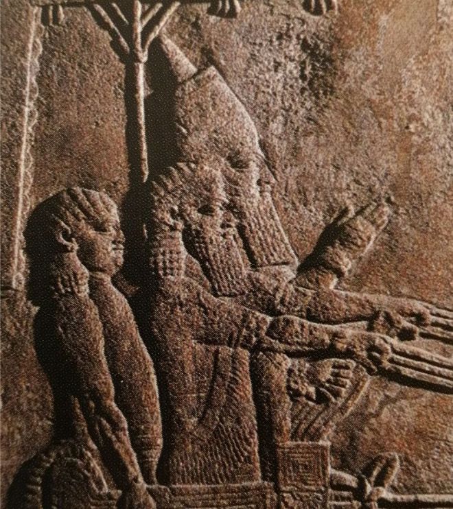 The ruthless ruler: Sinahheriba, the feared king of Assyria, drives in his chariot. Sinahheriba destroyed Babylon in 689 BC.