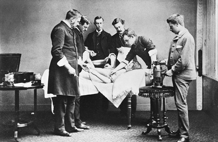 Antiseptic surgery environments were designed by Joseph Lister.