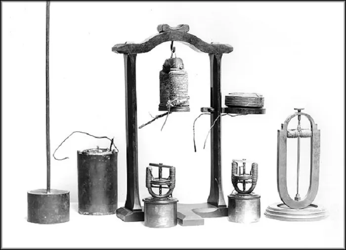 1825 - Electromagnet