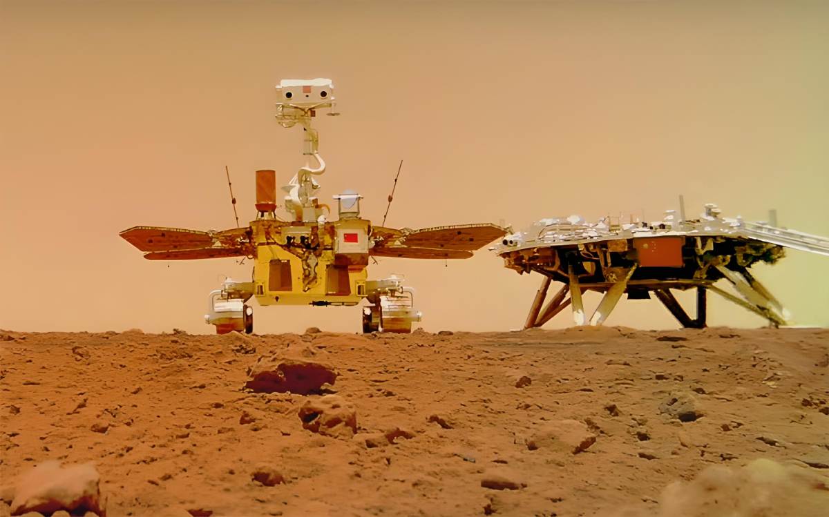 Chinas Mars probe Tianwen 1 with the Zhurong rover