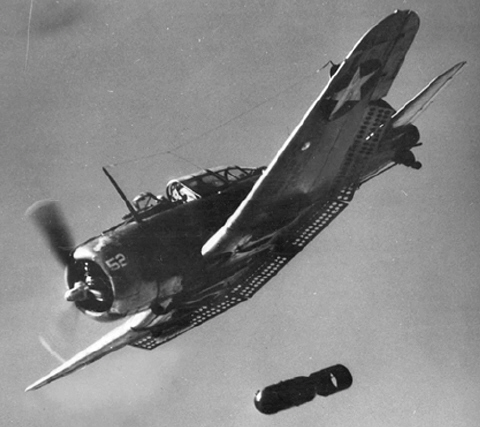 Douglas SBD Dauntless during dropping 1942.