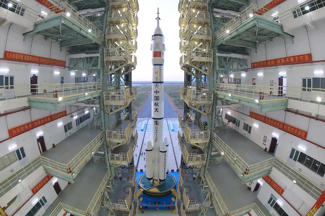 How is China becoming the new space power