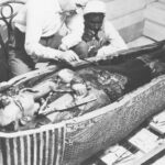 What treasures were found in Tutankhamun's tomb