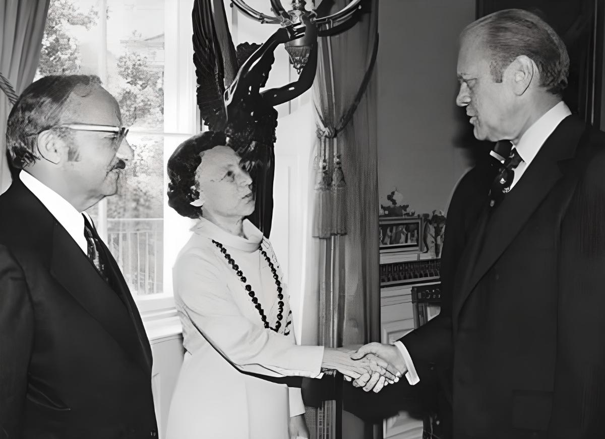 George Dantzig, Anne Dantzig, and President Gerald Ford (National Medal of Honor ceremony, 1971).