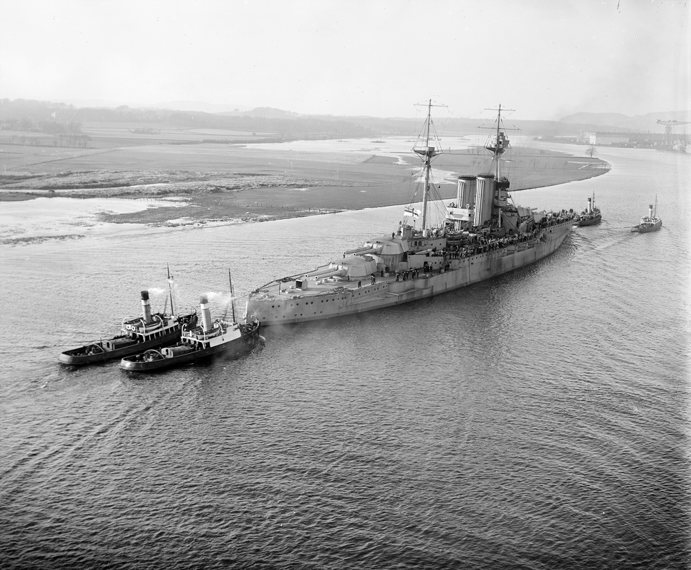 HMS ‘Valiant’, the Fairfield-built Queen Elizabeth class battleship of the 5th Battle Squadron, passing Clydebank, February 1916.