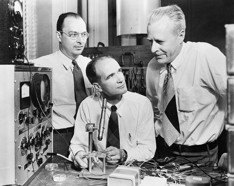 John Bardeen, William Shockley, and Walter Brattain in 1948. It is generally agreed that the two of them jointly deserve the title "fathers of the transistor."