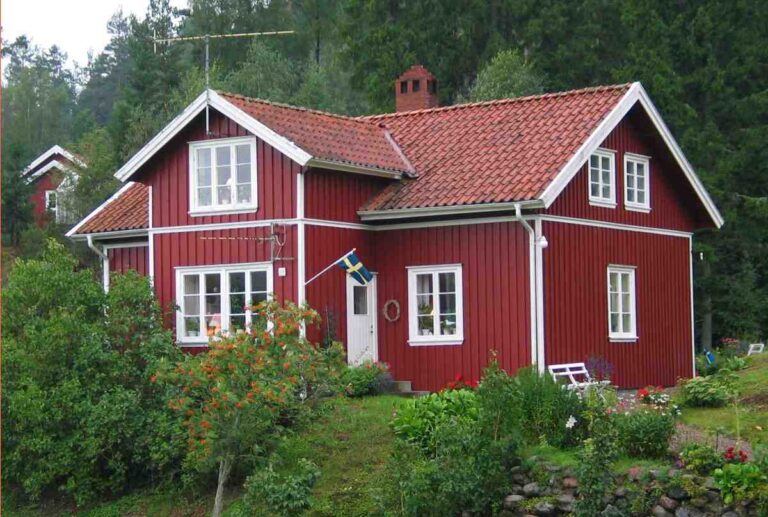 Falu Red: The Story of Why All Swedish Houses Are Red - Malevus