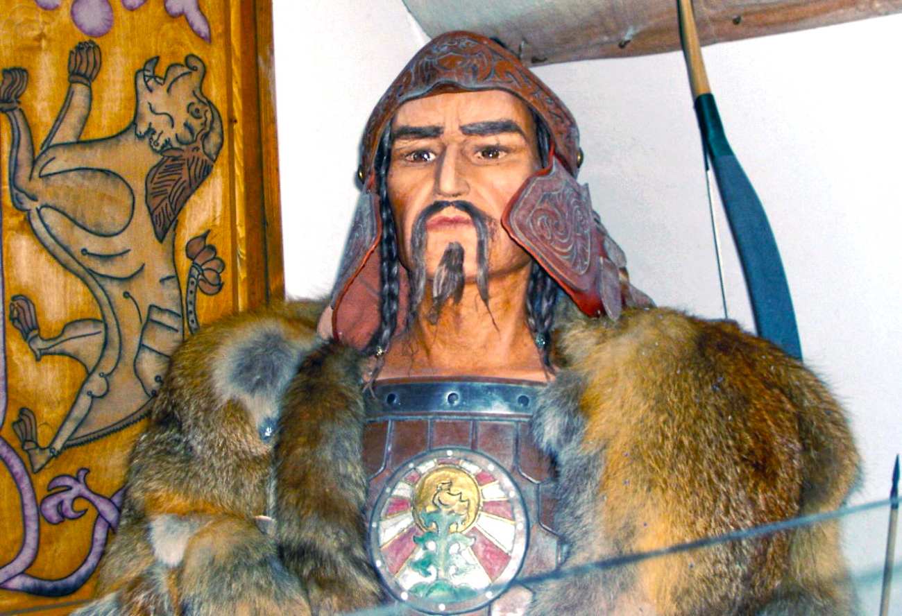 "small eyes," but an Attila wax sculpture in a museum in Hungar