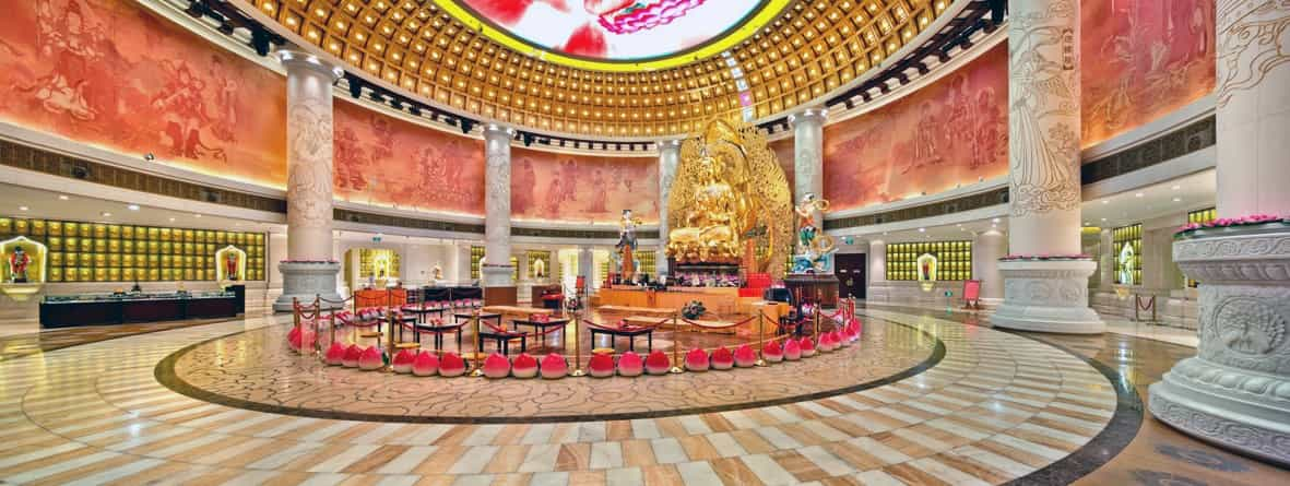 The inside of the Guanyin of Nanshan's pedestal.