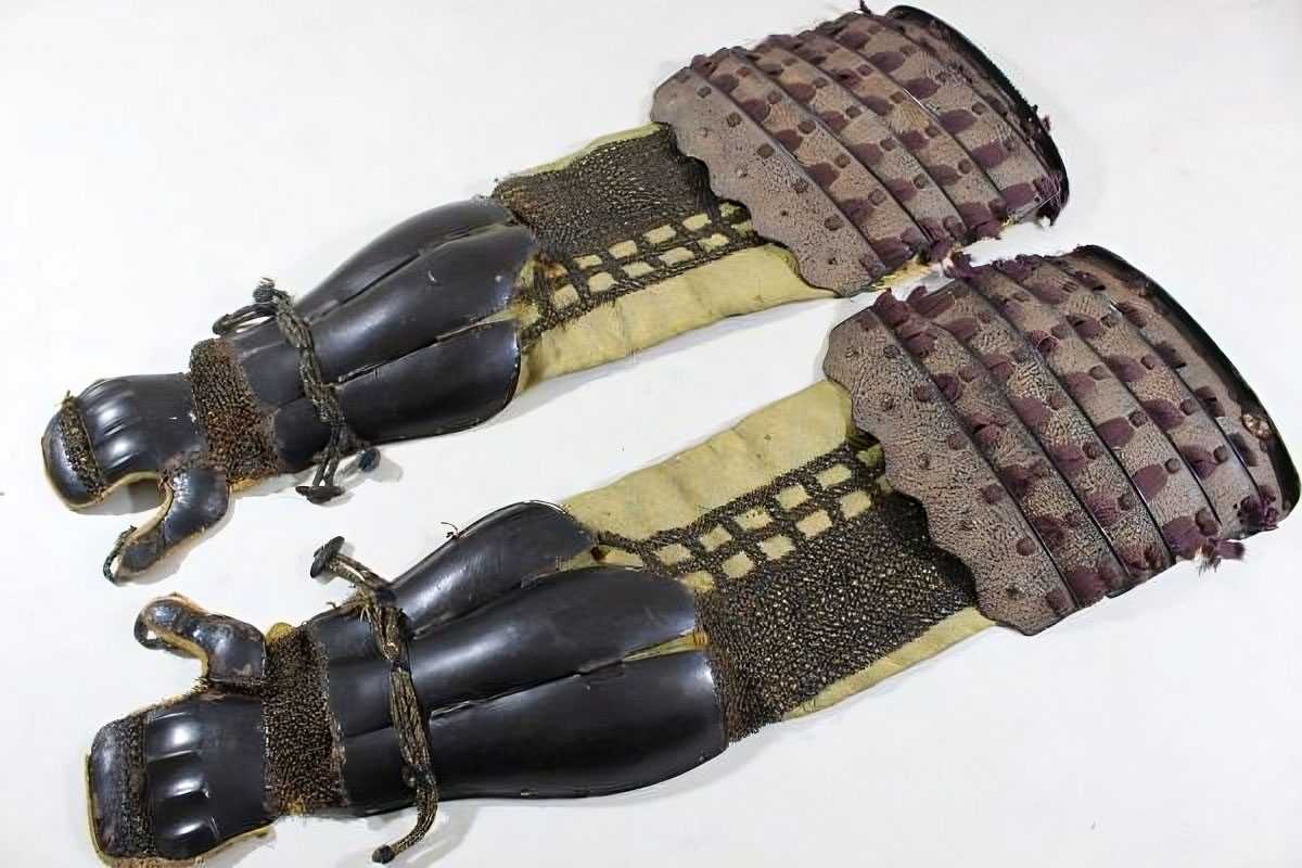 kote (armored sleeve) vambrace