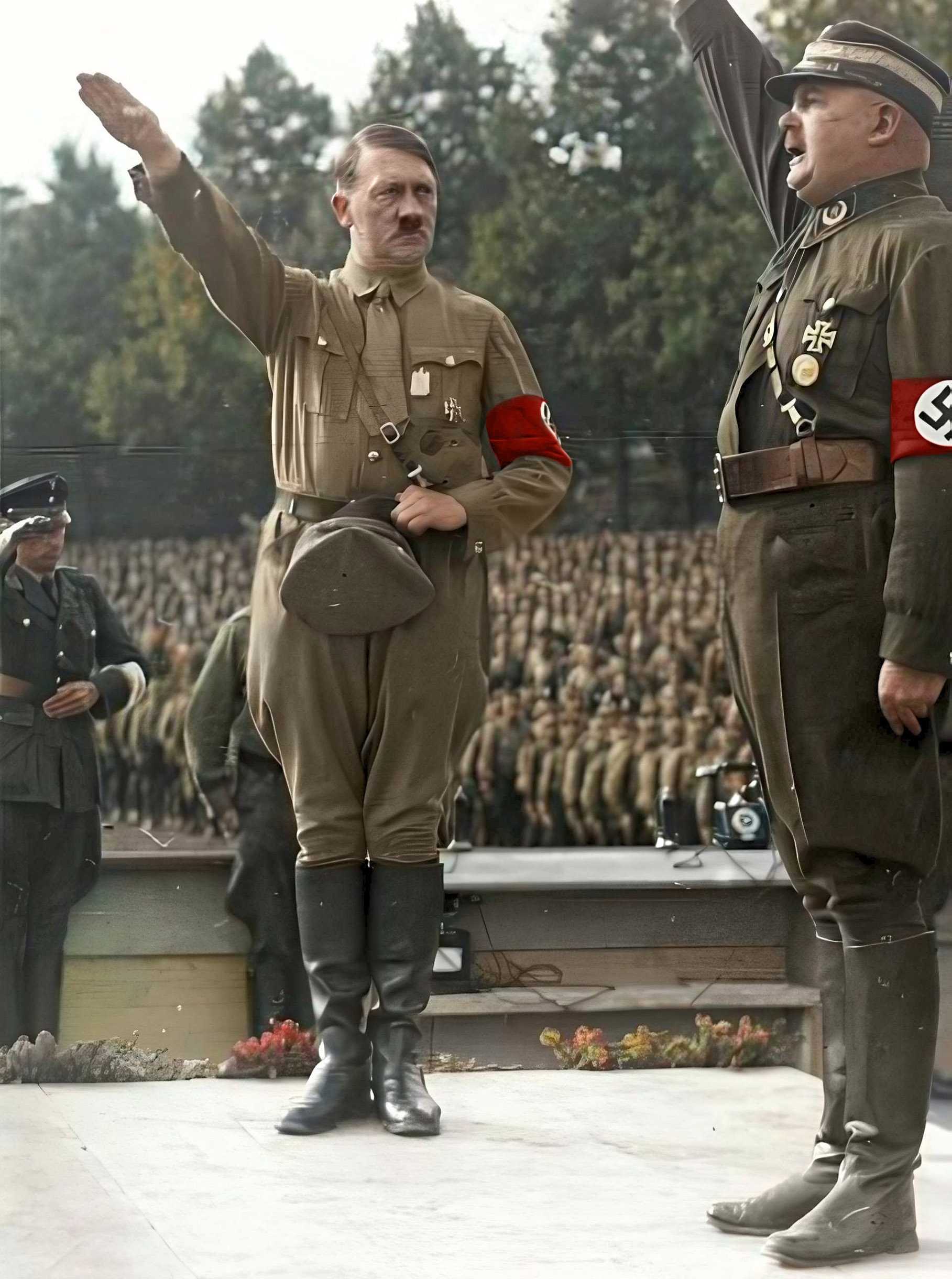 How Tall Was Hitler Documents And Pictures On His Height Malevus How Tall Was Hitler Documents And Pictures On His Height Malevus