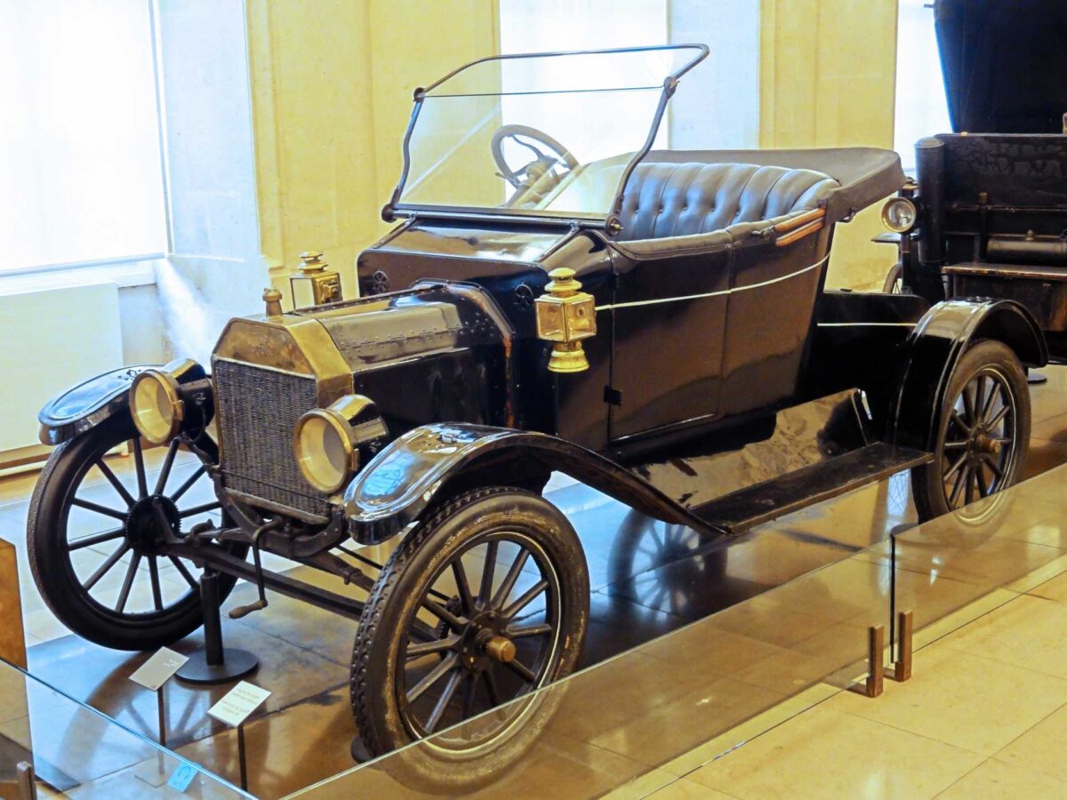 Ford Model T: The Legend of a Car That Changed the World