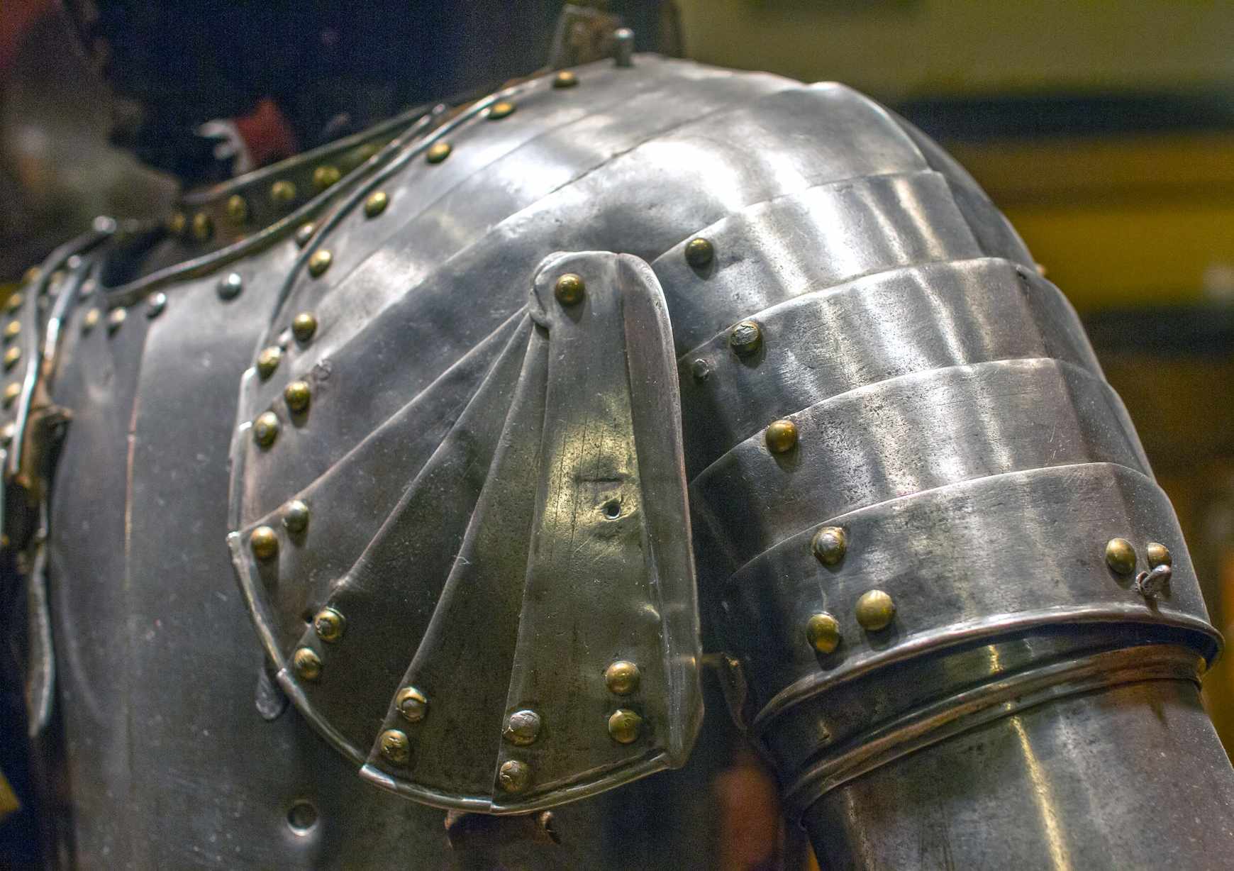 Pauldron armor