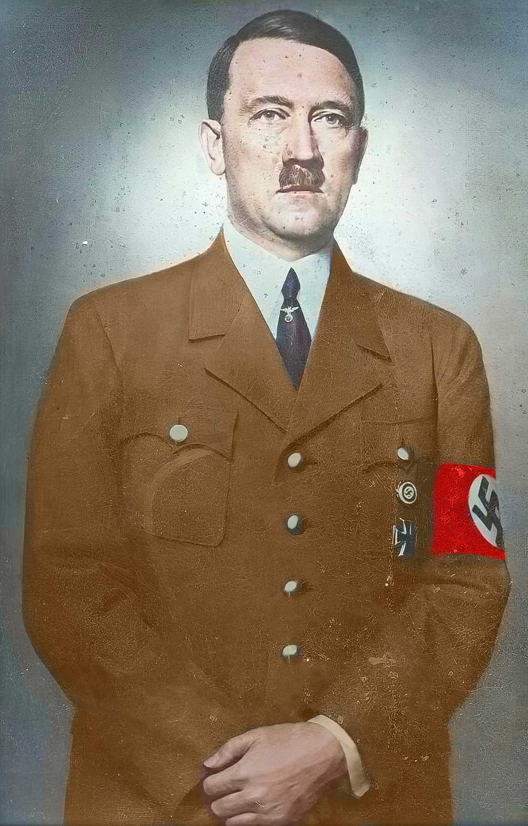 Hitler's portrait, 1940-1945. Hitler's IQ.