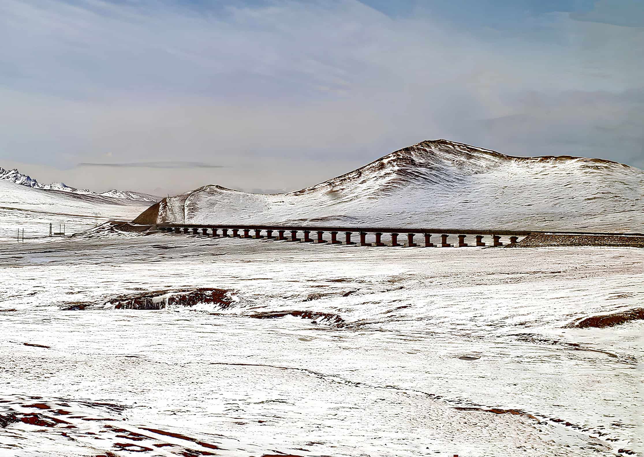 Permafrost: The Whats, the Hows, and the Wheres 5 The permafrost land and Qinghai–Tibet railway.