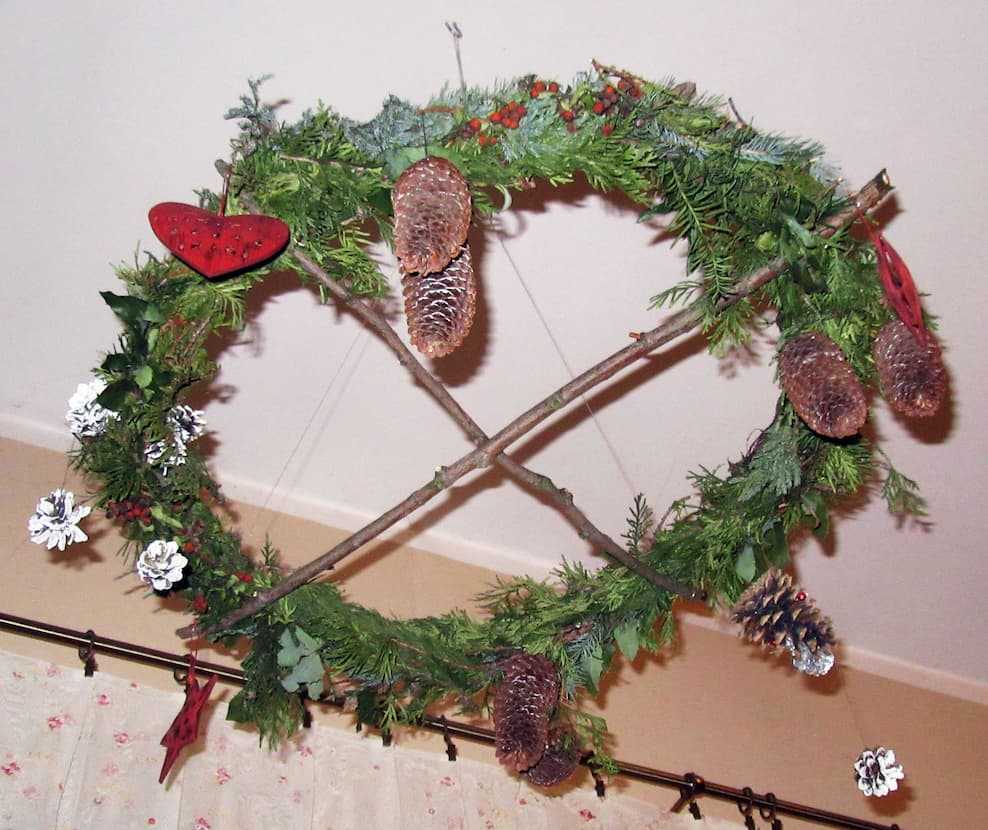 Podłaźniczka, the Polish upside-down Christmas tree tradition.