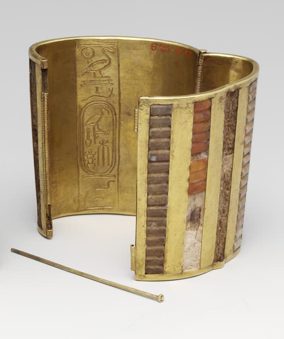 Hinged bracelet with the name Thutmose III on the inside. Dating back to the New Kingdom, circa 1479–1425 B.C.