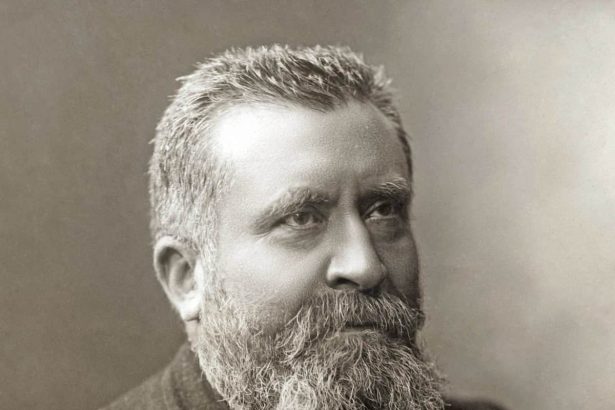 Jean Jaurès photographed by Henri Manuel.