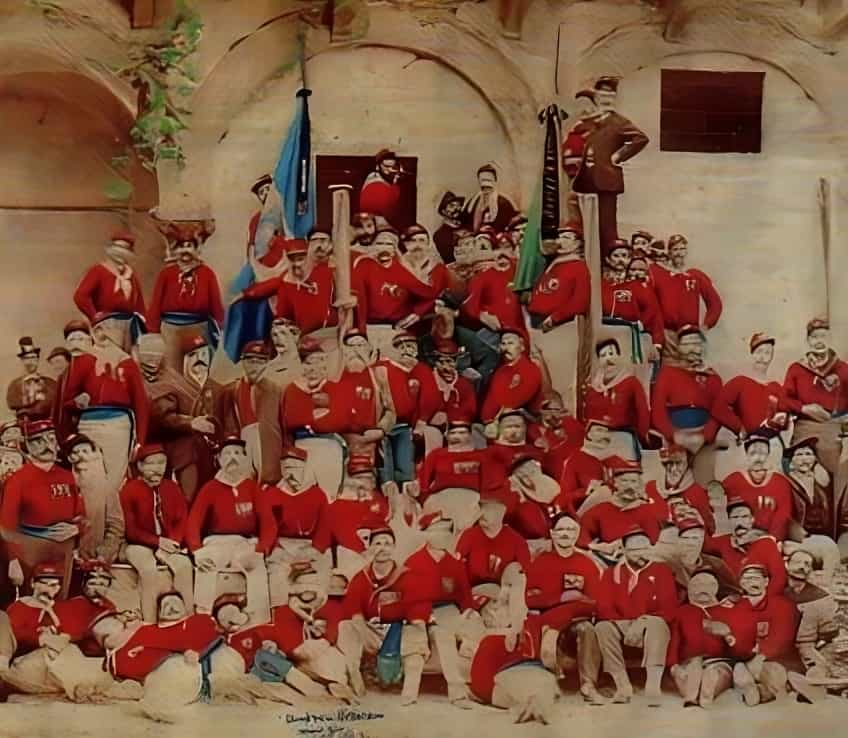 Volunteers in redshirts from Brescia during the Expedition of the Thousand