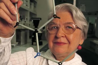 Stephanie Kwolek