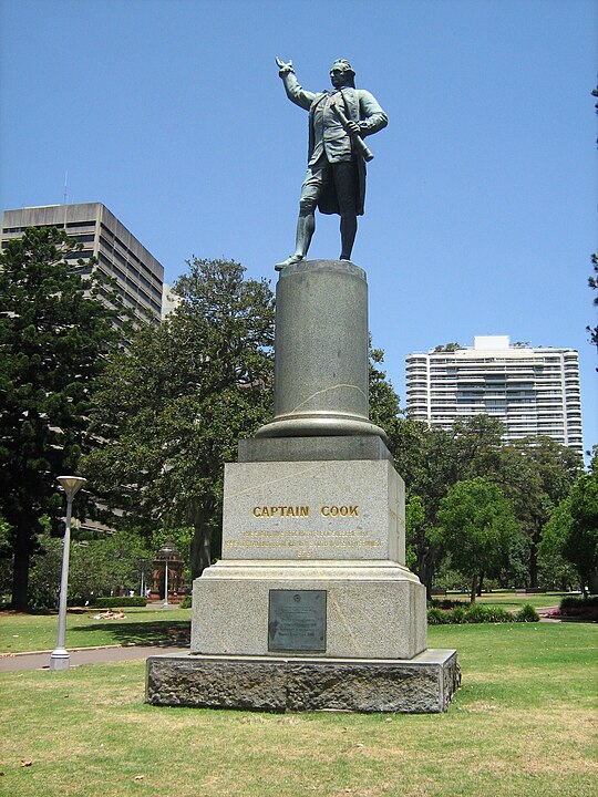 Statue of James Cook, Hyde Park, Sydney