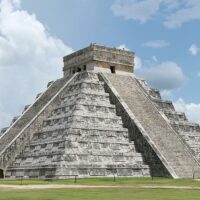 El Castillo (pyramid of Kukulcán) in Chichén Itzá